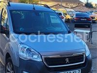 Usado Peugeot Partner Tepee Outdoor 100 CV (73 kW) 2016 Gris / plata Monovolumen