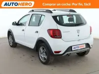 Usado Dacia Sandero Essentiel 90 CV (66 kW) 2019 Blanco Utilitario