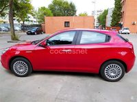 Usado Alfa Romeo Giulietta 120 CV (88 kW) 2017 Rojo Utilitario
