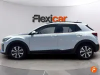 Usado Kia Stonic 100 CV (73 kW) 2022 Blanco SUV