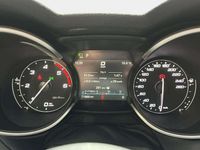 Usado Alfa Romeo Stelvio Ti 211 CV (155 kW) 2022 Blanco SUV