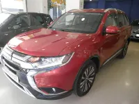 Usado Mitsubishi Outlander Motion 150 CV (110 kW) 2019 Granate SUV