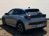 Usado Lancia Ypsilon 110 CV (80 kW) 2025 Negro Utilitario