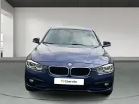 Usado BMW 318 150 CV (110 kW) 2017 Azul Berlina