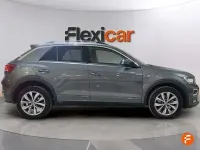 Usado VW T-Roc Advance 150 CV (110 kW) 2021 Gris SUV