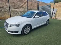 Usado Audi A3 Attraction 105 CV (77 kW) 2010 Blanco Utilitario