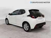 Usado Toyota Yaris Hybrid Business Edition 116 CV (85 kW) 2022 Blanco Utilitario