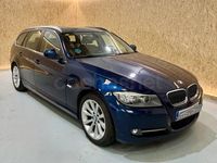 Usado BMW 318 143 CV (105 kW) 2011 Azul Familiar