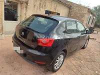 Usado Seat Ibiza Style 90 CV (66 kW) 2015 Amarillo Berlina