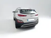 Usado Hyundai Kona 141 HP (103 kW) 2021 Branco SUV