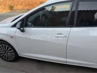 Usado Seat Ibiza CONNECT 90 CV (66 kW) 2016 Blanco Berlina