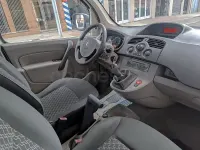 Begagnad Renault Kangoo 70 HK (51 kW) 2010 Vit Kombi