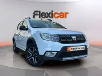 Usado Dacia Sandero Comfort 100 CV (73 kW) 2020 Blanco Berlina