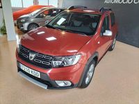 Usado Dacia Sandero Stepway 90 CV (66 kW) 2017 Granate Berlina