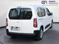 Usado Citroën Berlingo Feel 100 CV (73 kW) 2019 Blanco Monovolumen