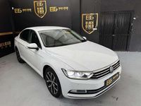 Usado VW Passat Sportline 150 CV (110 kW) 2016 Blanco Berlina