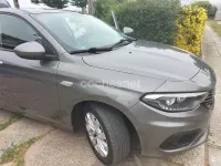 Usado Fiat Tipo Easy 95 CV (69 kW) 2016 Gris / plata Berlina