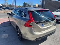 Usado Volvo V60 Summum 163 CV (119 kW) 2012 Marrón Familiar