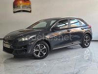 Usado Kia XCeed 141 CV (103 kW) 2021 Gris / plata SUV
