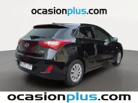 Usado Hyundai i30 101 CV (74 kW) 2016 Negro Utilitario