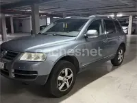 Usado VW Touareg 225 CV (165 kW) 2006 Gris / plata SUV