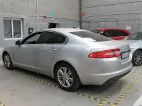 Usado Jaguar XF Luxury 200 CV (147 kW) 2014 Gris / plata Berlina
