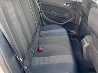 Begagnad Peugeot 308 Allure 120 HK (88 kW) 2015 Vit Sedan