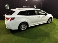 Usado Toyota Corolla Active 122 CV (89 kW) 2021 Blanco Familiar
