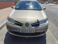 Usado Renault Mégane III 105 CV (77 kW) 2008 Beige Berlina