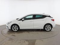 Usado Opel Astra Dynamic 150 CV (110 kW) 2017 Blanco Berlina