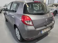 Usado Renault Clio II Exception 101 CV (74 kW) 2009 Plateado Utilitario