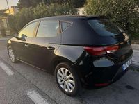 Usado Seat Leon 110 CV (80 kW) 2016 Negro Utilitario