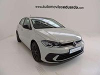 Usado VW Polo Advance 95 CV (69 kW) 2022 Beige Utilitario