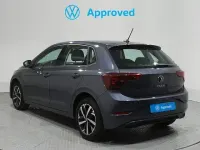 Usado VW Polo Life 95 CV (69 kW) 2021 Gris Utilitario