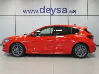 Usado Ford Focus ST-Line 125 CV (91 kW) 2024 Rojo Berlina
