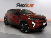Usado Renault Captur Techno 140 CV (102 kW) 2025 Rojo SUV