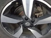 Usado Nissan Qashqai N-Connecta 110 CV (80 kW) 2017 Rojo SUV