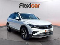 Usado VW Tiguan Life 150 CV (110 kW) 2022 Gris SUV