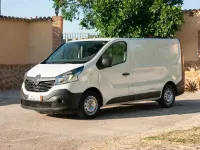 Usado Renault Trafic 95 CV (69 kW) 2015 Blanco Monovolumen