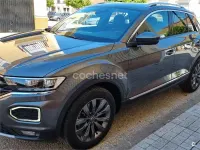 Usado VW T-Roc Sportline 150 CV (110 kW) 2021 Gris / plata SUV