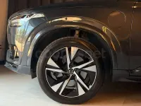 Usado Volvo XC90 Plus 455 CV (334 kW) 2022 Gris / plata SUV