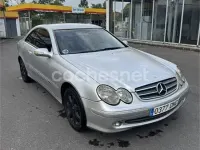 Usado Mercedes CLK240 Elegance 170 CV (125 kW) 2002 Gris / plata Coupe