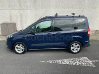 Usado Ford Tourneo Courier Ambiente 100 CV (73 kW) 2018 Azul Monovolumen