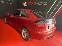 Usado Mercedes 200 163 CV (119 kW) 2002 Burdeos Utilitario