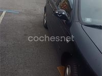 Usado Seat Leon Stella 90 CV (66 kW) 2003 Negro Utilitario