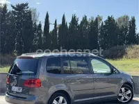 Usado VW Touran Edition 105 CV (77 kW) 2013 Gris / plata Monovolumen