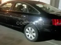 Usado Audi A6 170 CV (125 kW) 2005 Negro Familiar