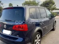 Usado VW Touran Advance 140 CV (102 kW) 2012 Azul Monovolumen