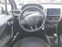 Usado Peugeot 208 Active 99 CV (72 kW) 2019 Blanco Utilitario