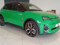 Nuevo Renault R5 Techno 110 kW (150 CV) 2025 Verde Utilitario
